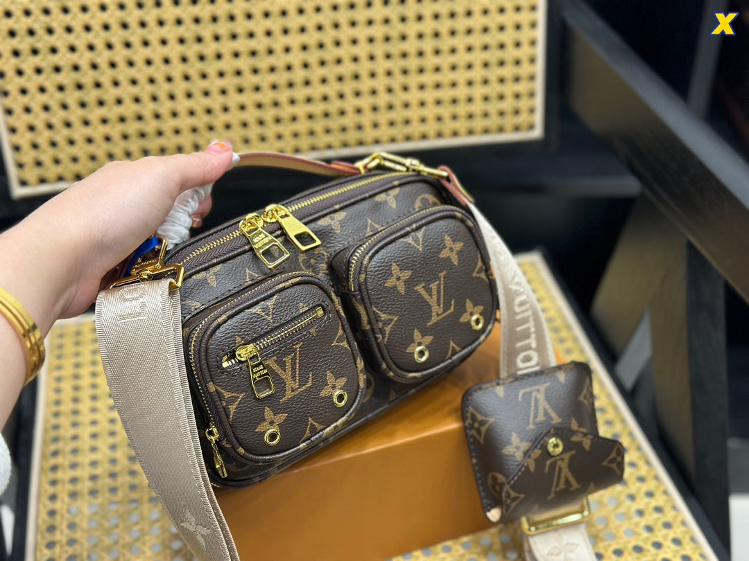 1XE162BDE Stylish leather bag 