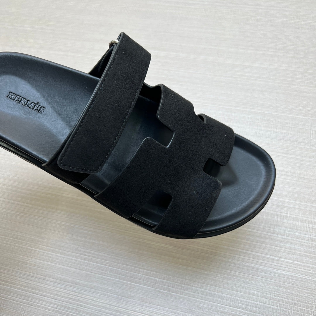 54H1ZDE Stylish slippers