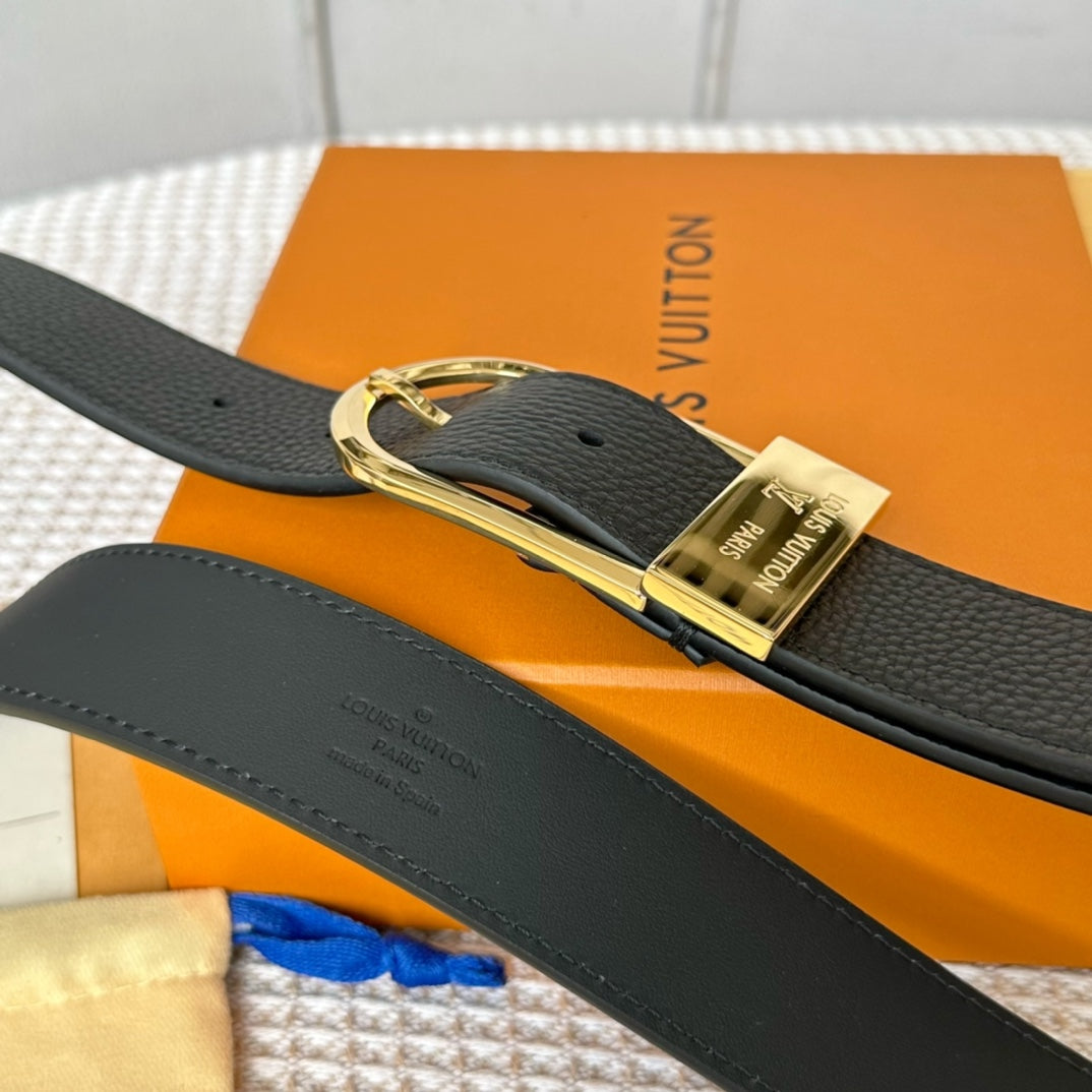 14E67PDE Stylish  High quality belt With full package