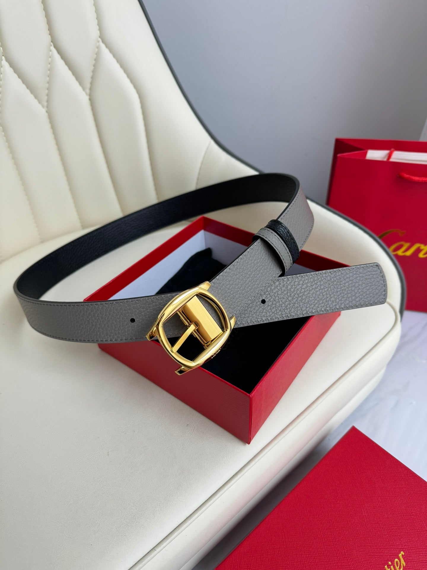 1WK173PDE Stylish  High quality belt With full package