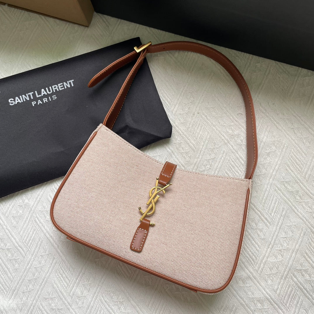 4XSL29BDE Stylish leather bag 