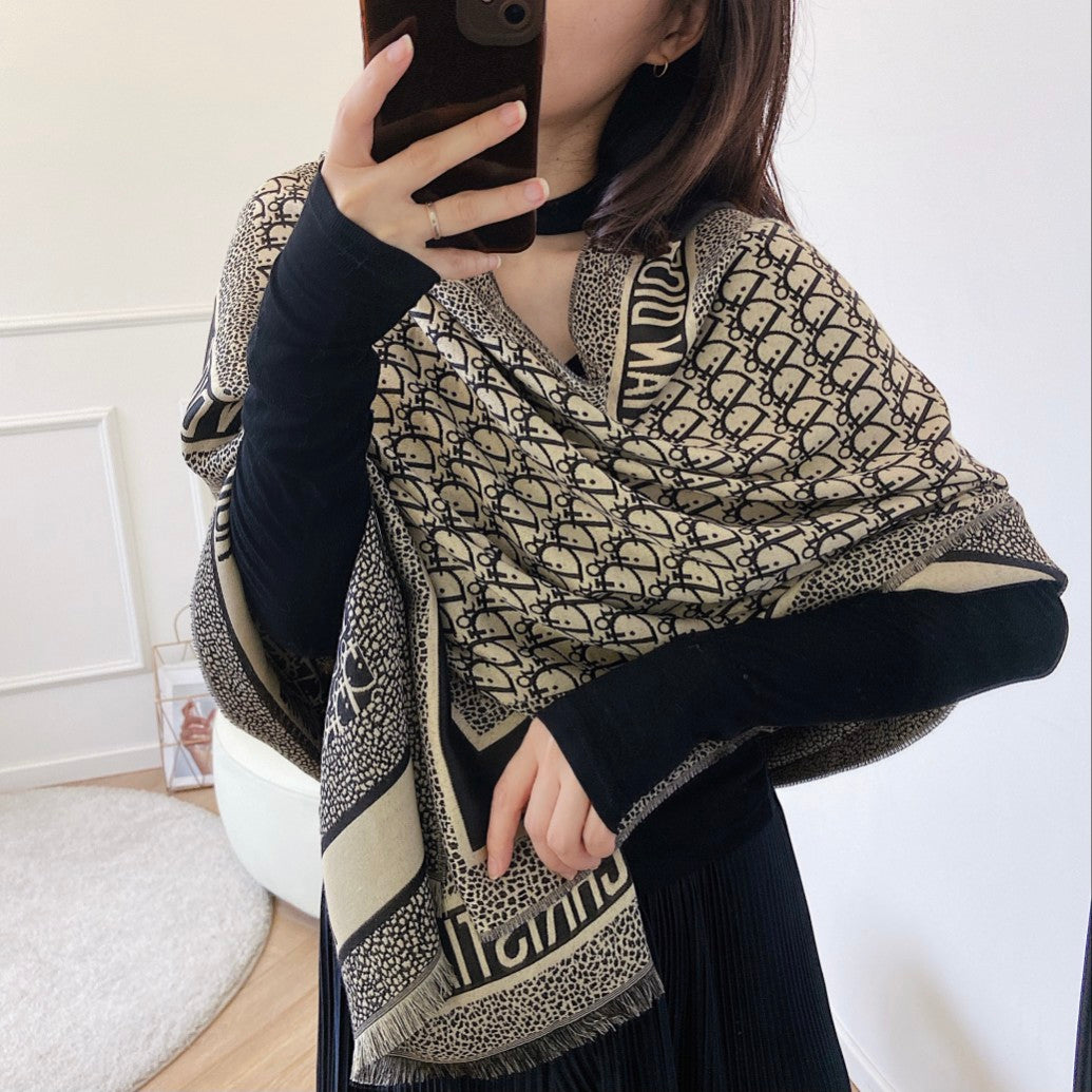 185ZD45WDE Stylish Winter Scarves