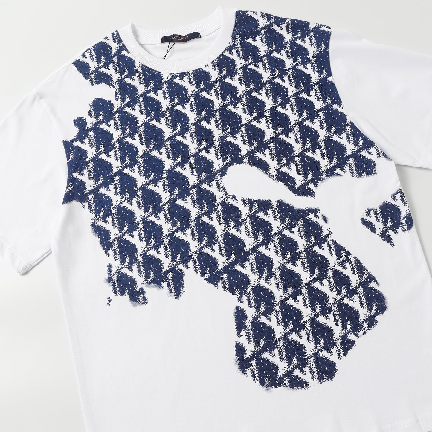 1ZE545UDE Stylish  T-shirts