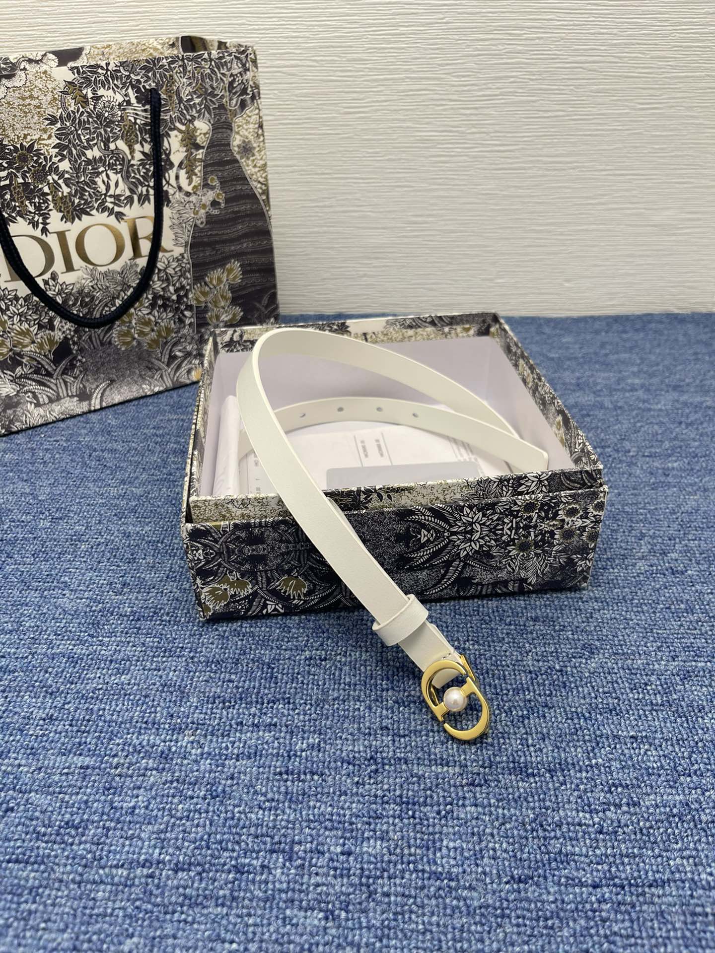 155RD198PDE Stylish  High quality belt With full package