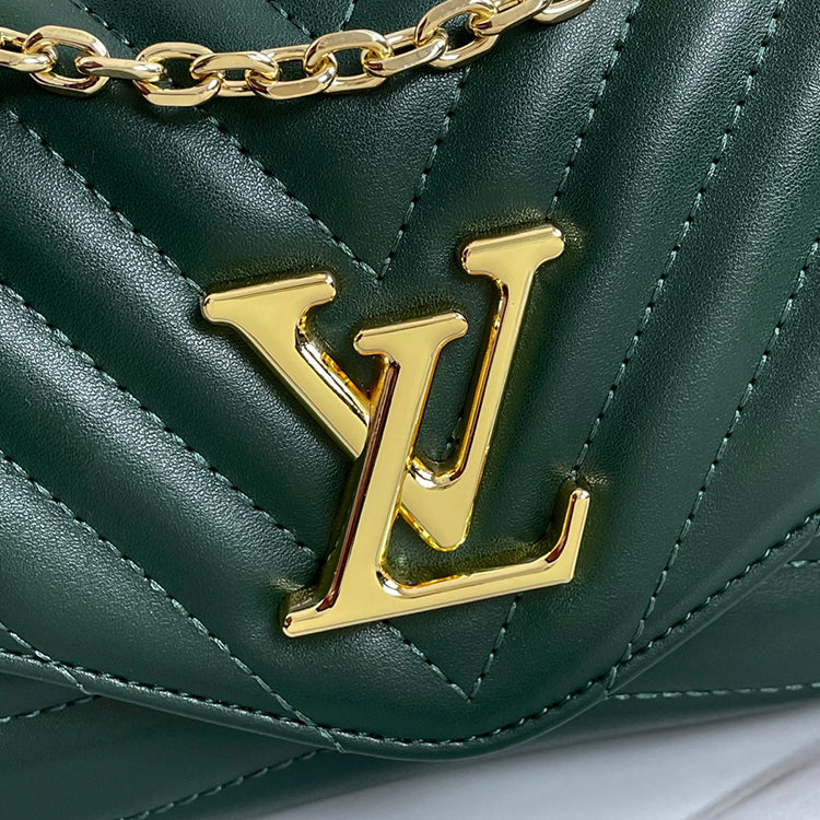 AE028BDE Stylish leather bag 