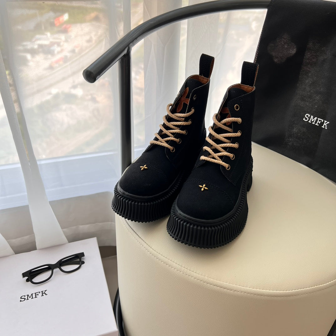 1JA18ZDE Stylish boots