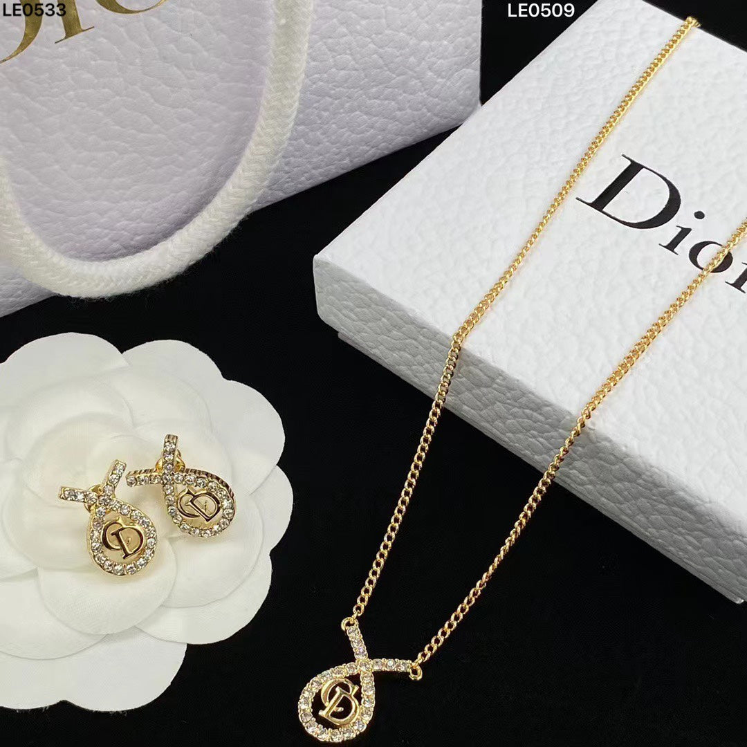 1YD204XDE Stylish  Earring Bracelets Necklaces