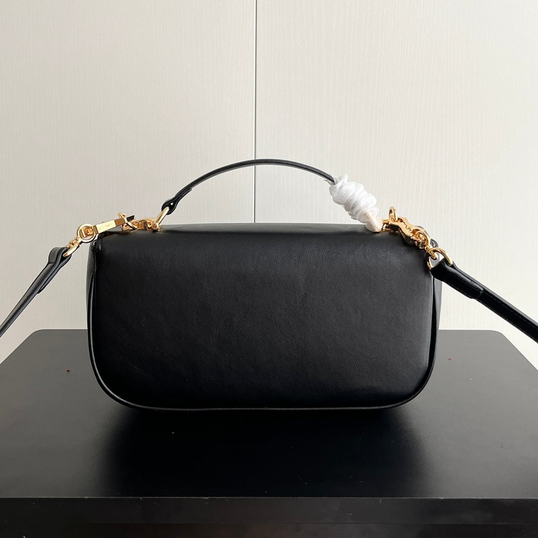 1XB55BDE Stylish leather bag