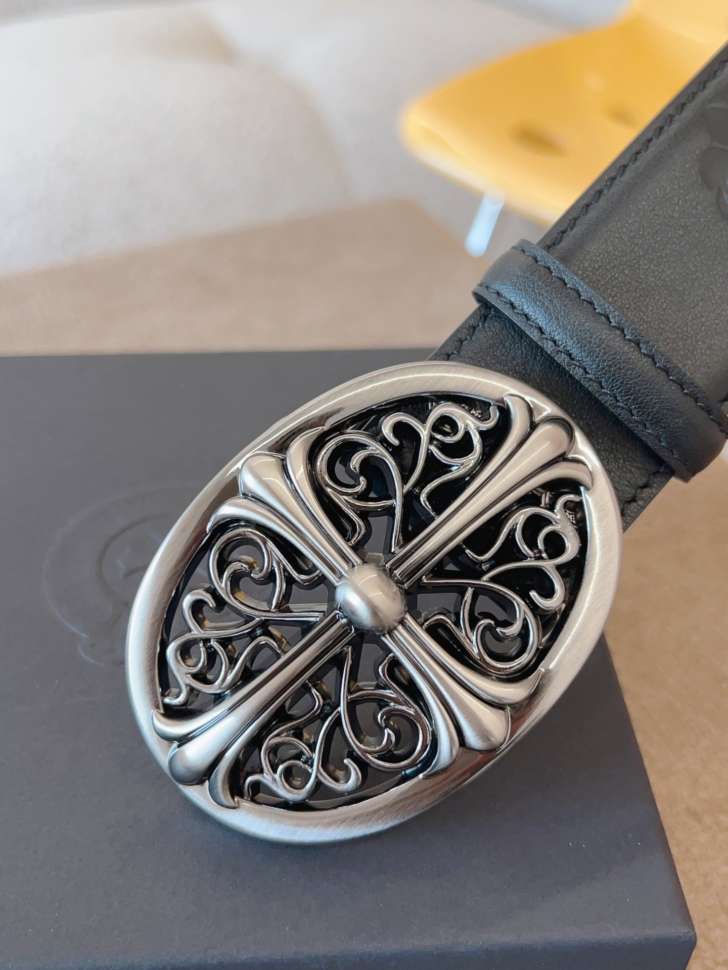 255RA16PDE Stylish High quality belt With full package