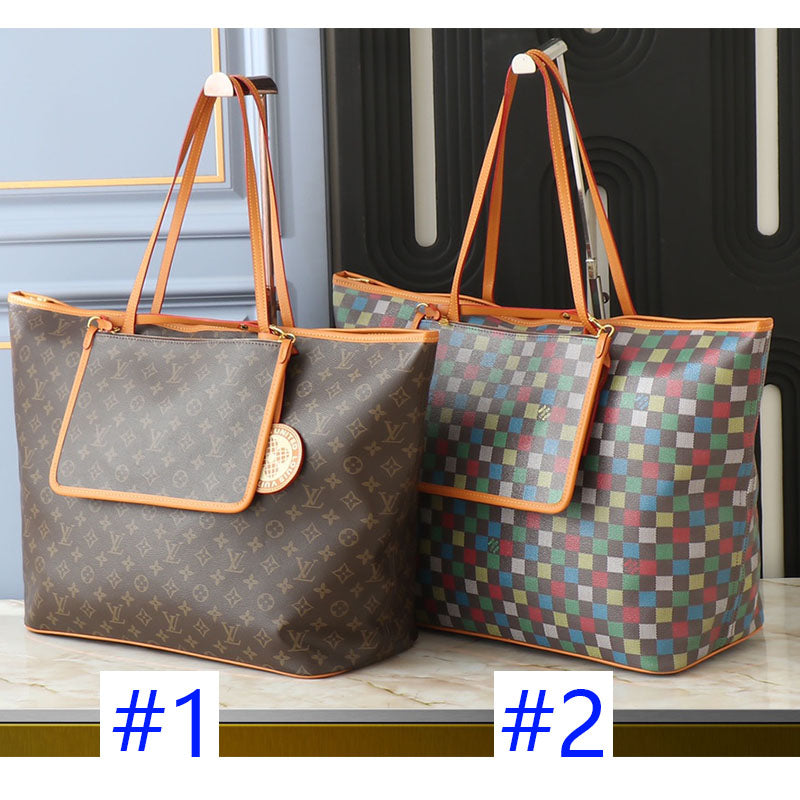 2WE31BDE Stylish leather bag