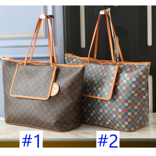 2WE31BDE Stylish leather bag