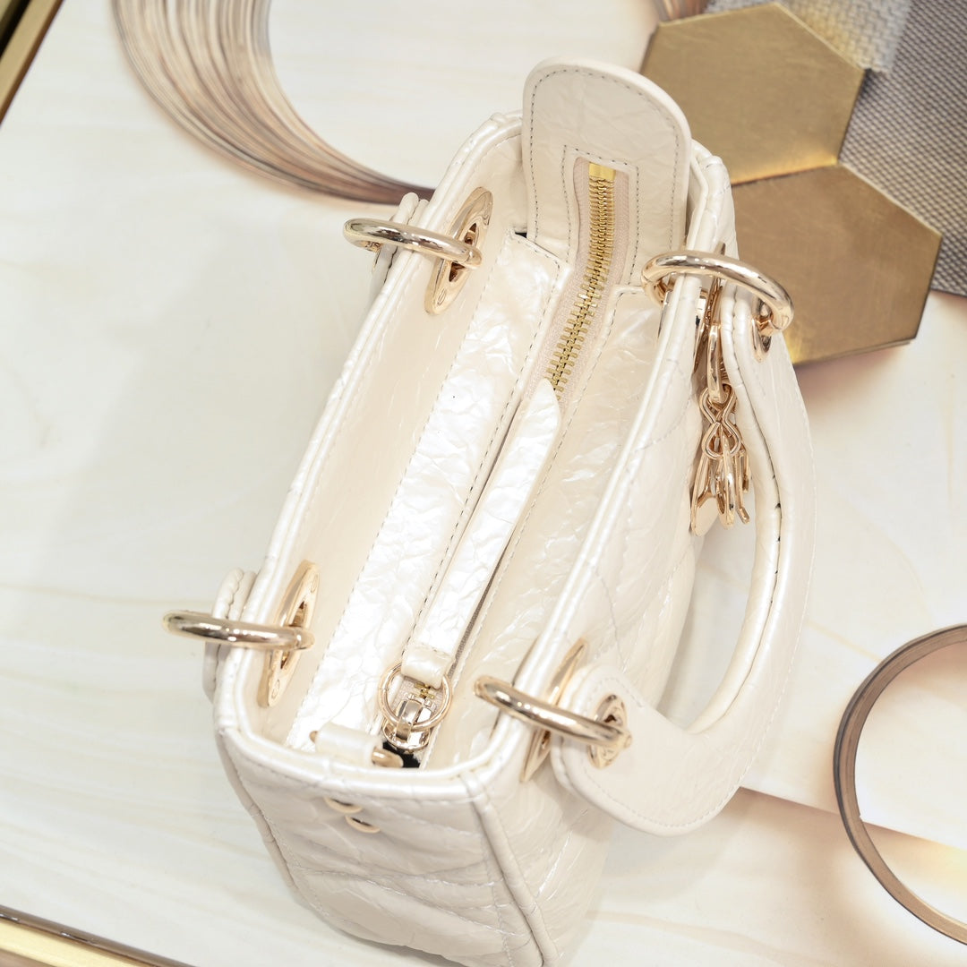 1XD438BDE Stylish leather bag