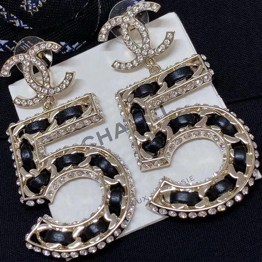 1NC49EDE Stylish Earrings