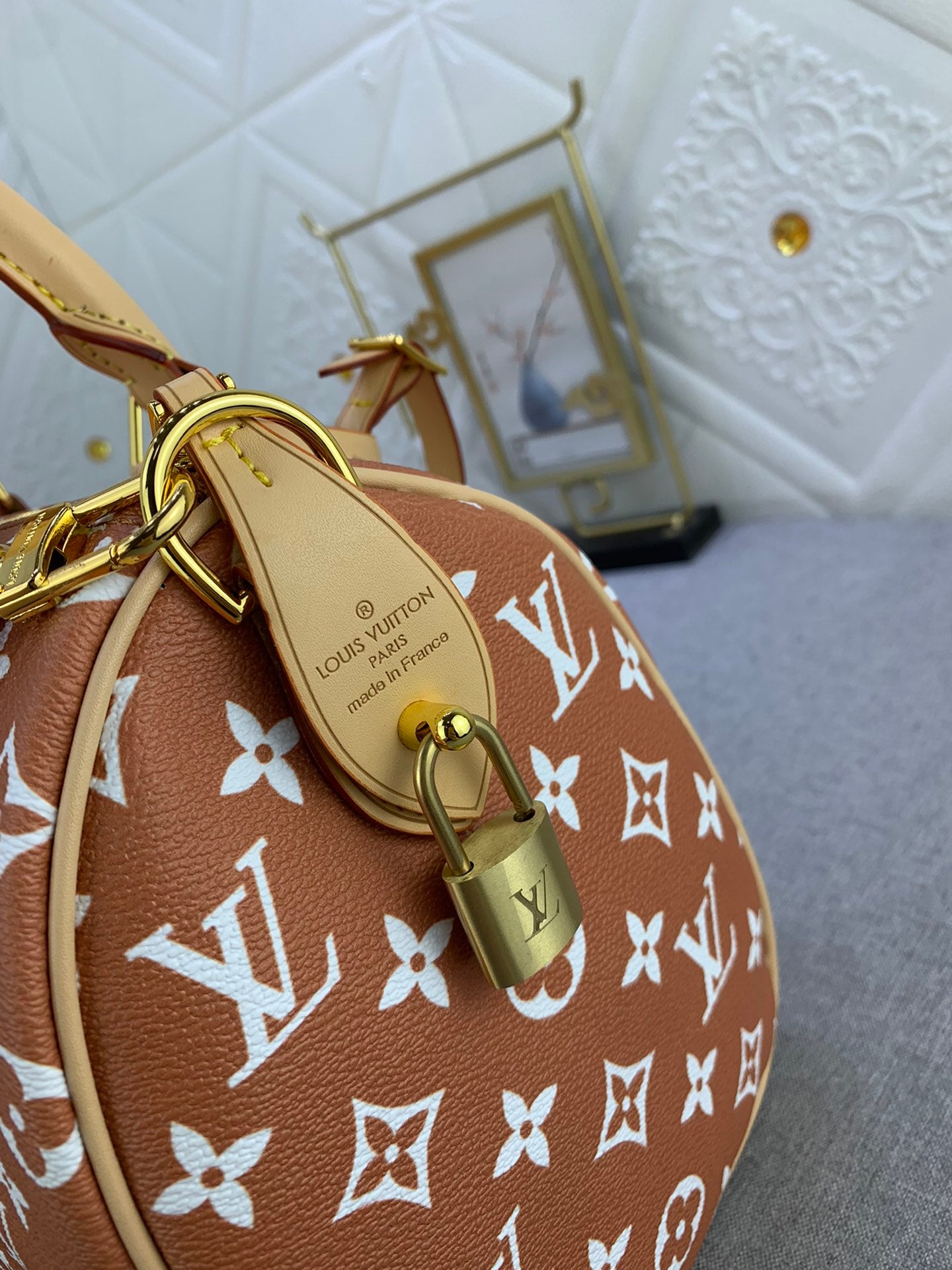 2XE268BDE Stylish leather bag 