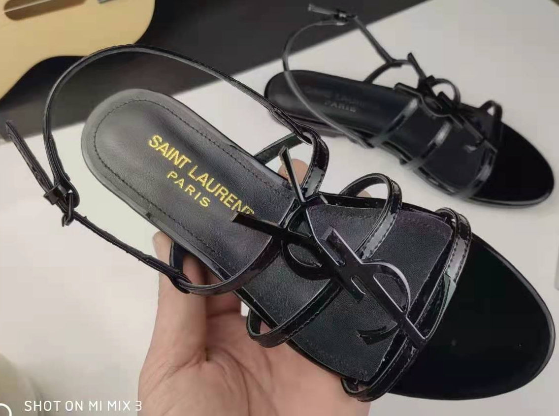 2XSL152ZDE Stylish leather sandals
