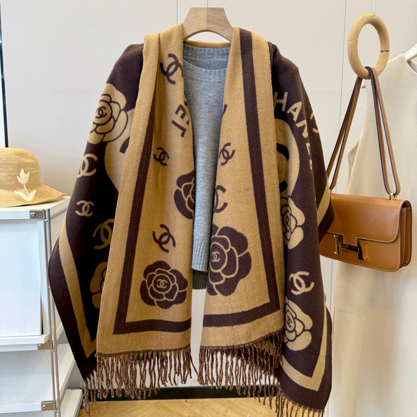 185ZC15WDE Stylish Winter Scarves