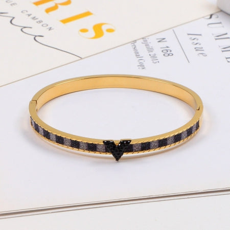 BE27KDE Stylish Bracelets
