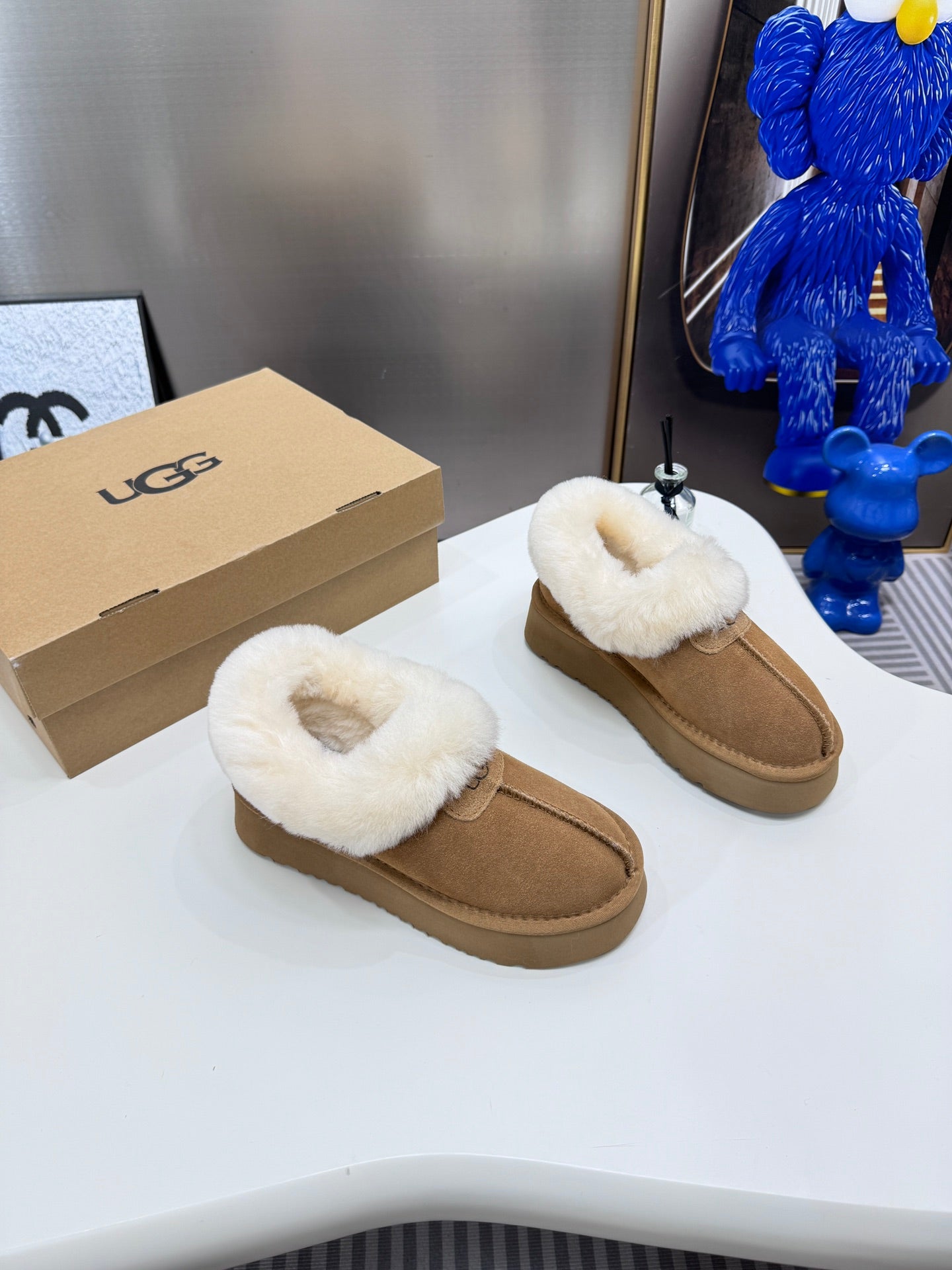 1LU12ZDE Stylish snow boots