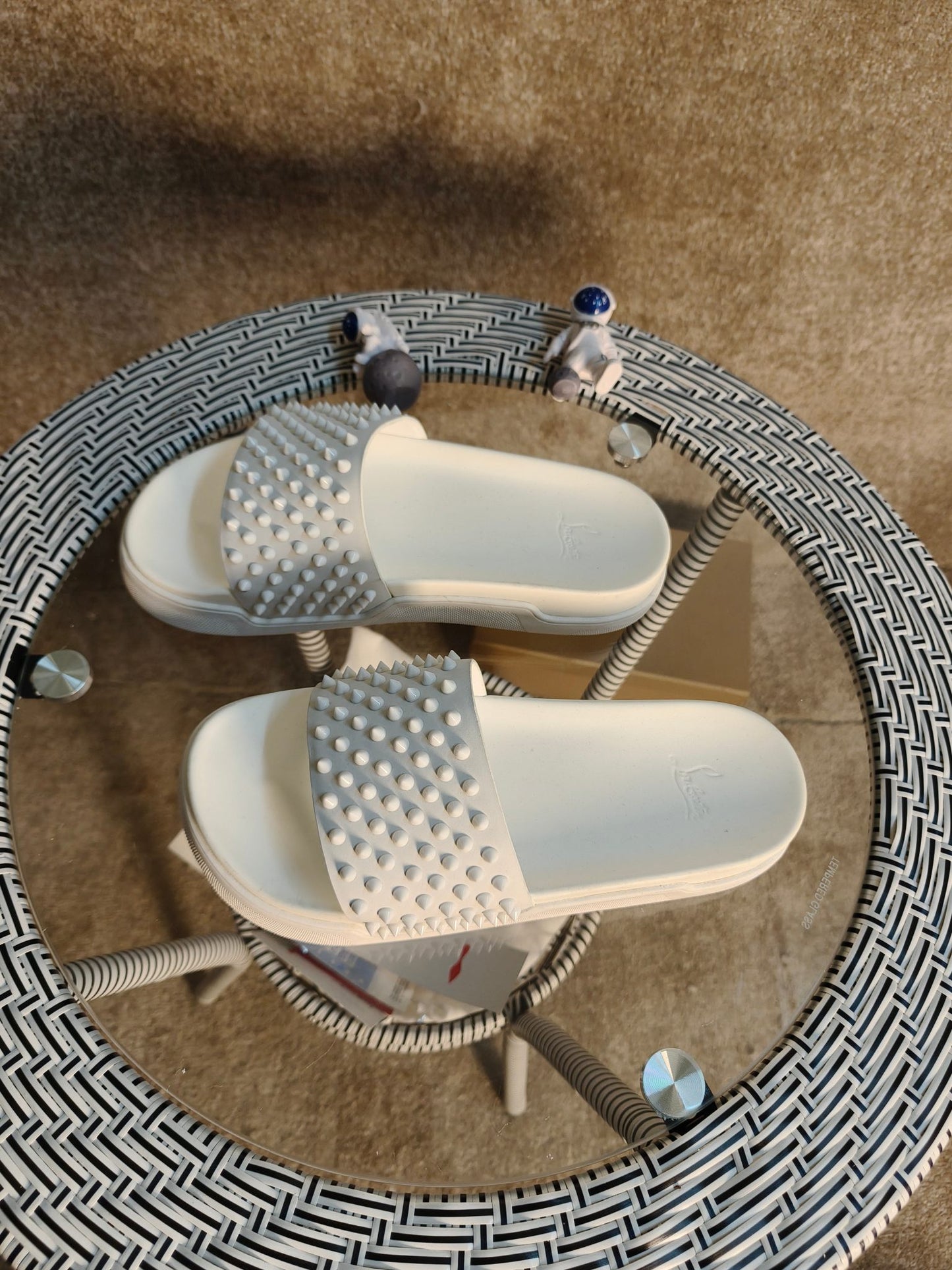 J4A18ZDE Stylish Slippers