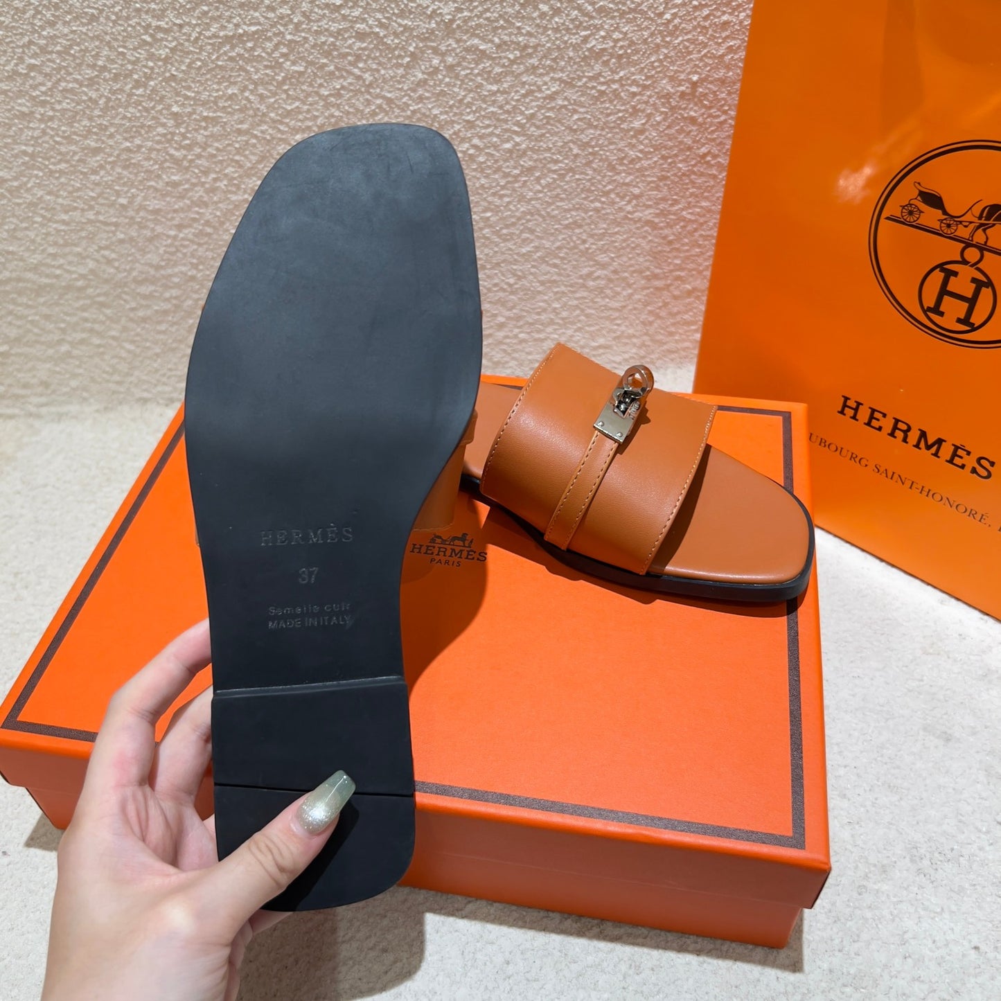 14H201ZDE Stylish Slippers