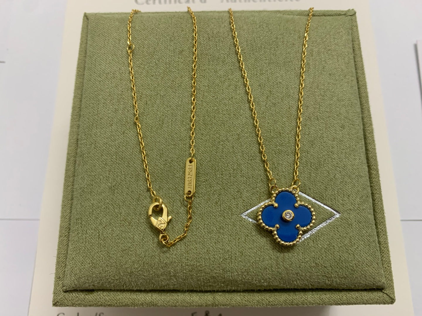 5XVA185XDE Stylish 1 flower necklace