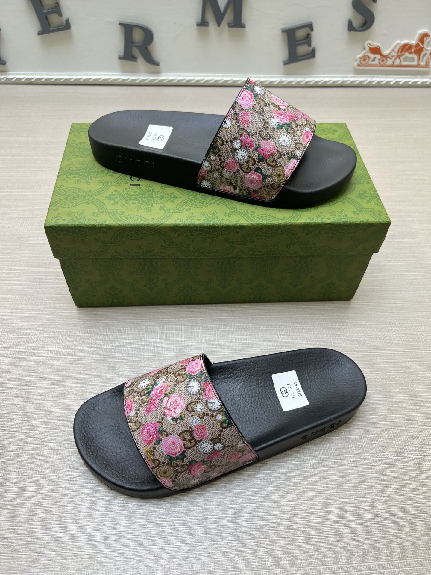 5WB239ZDE Stylish Slippers