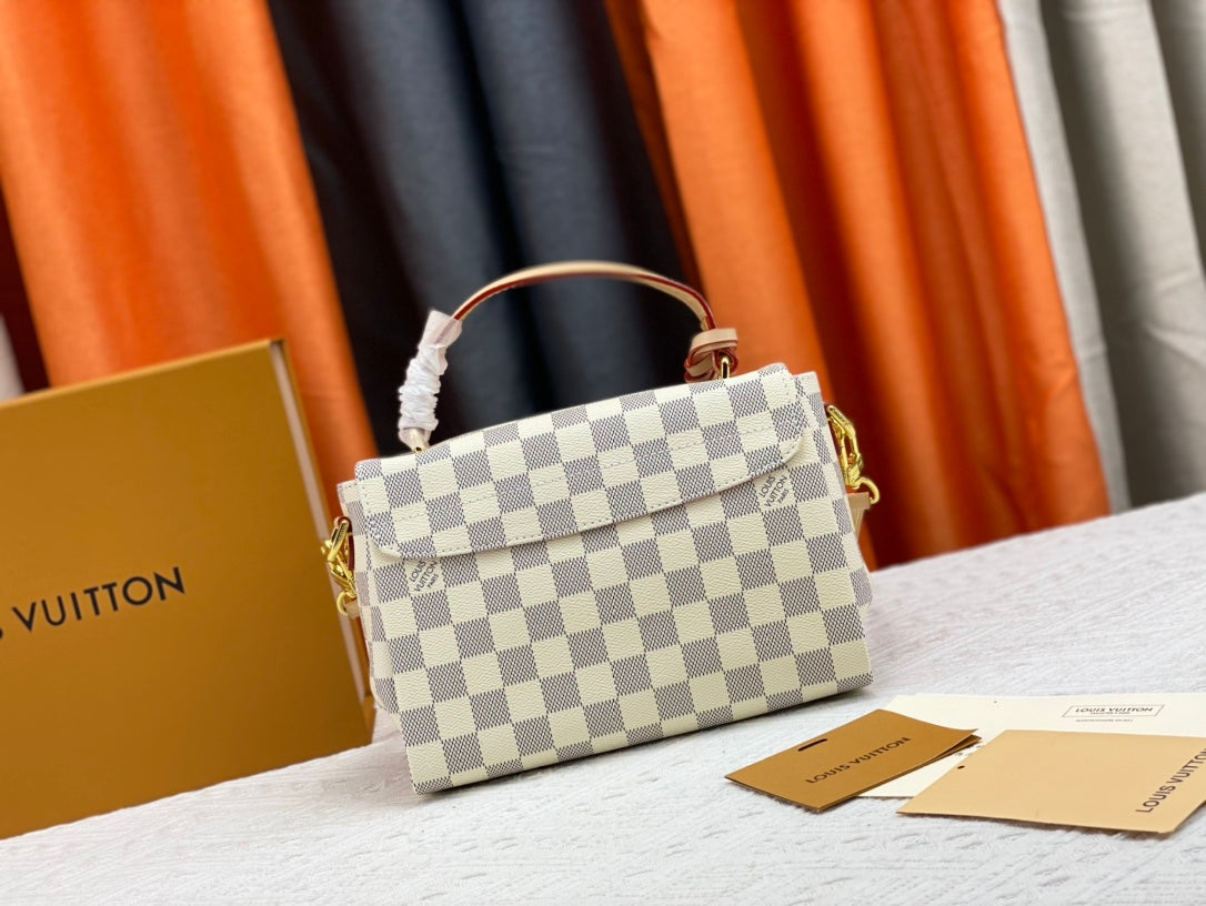 1WE2BDE Stylish leather Bags