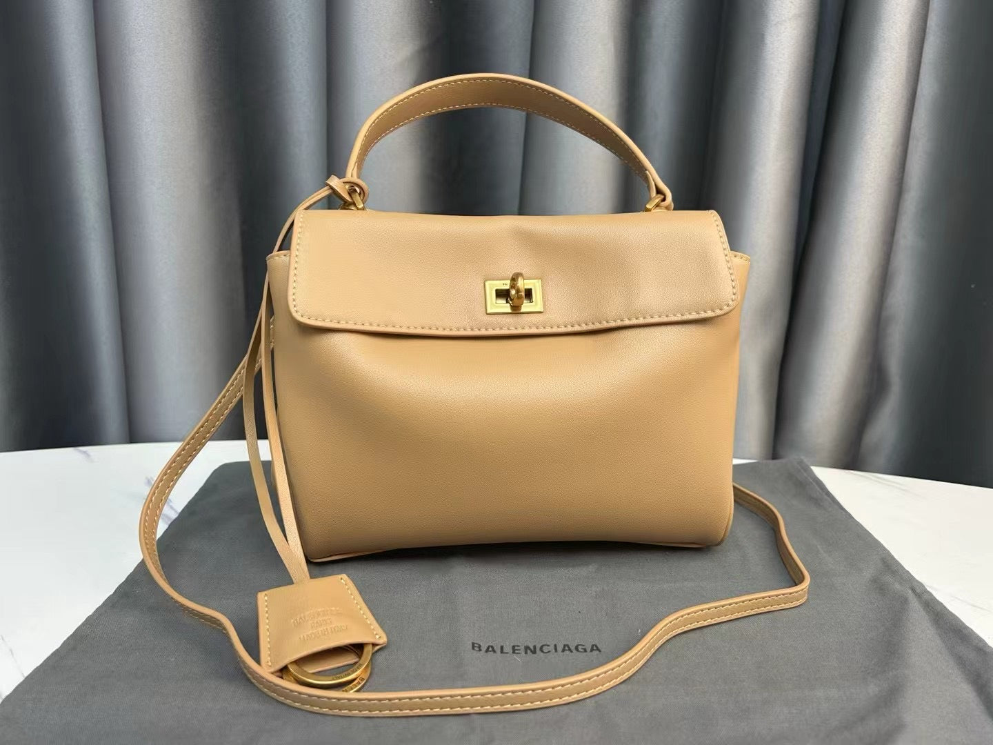 15XJ3BDE Stylish leather bag