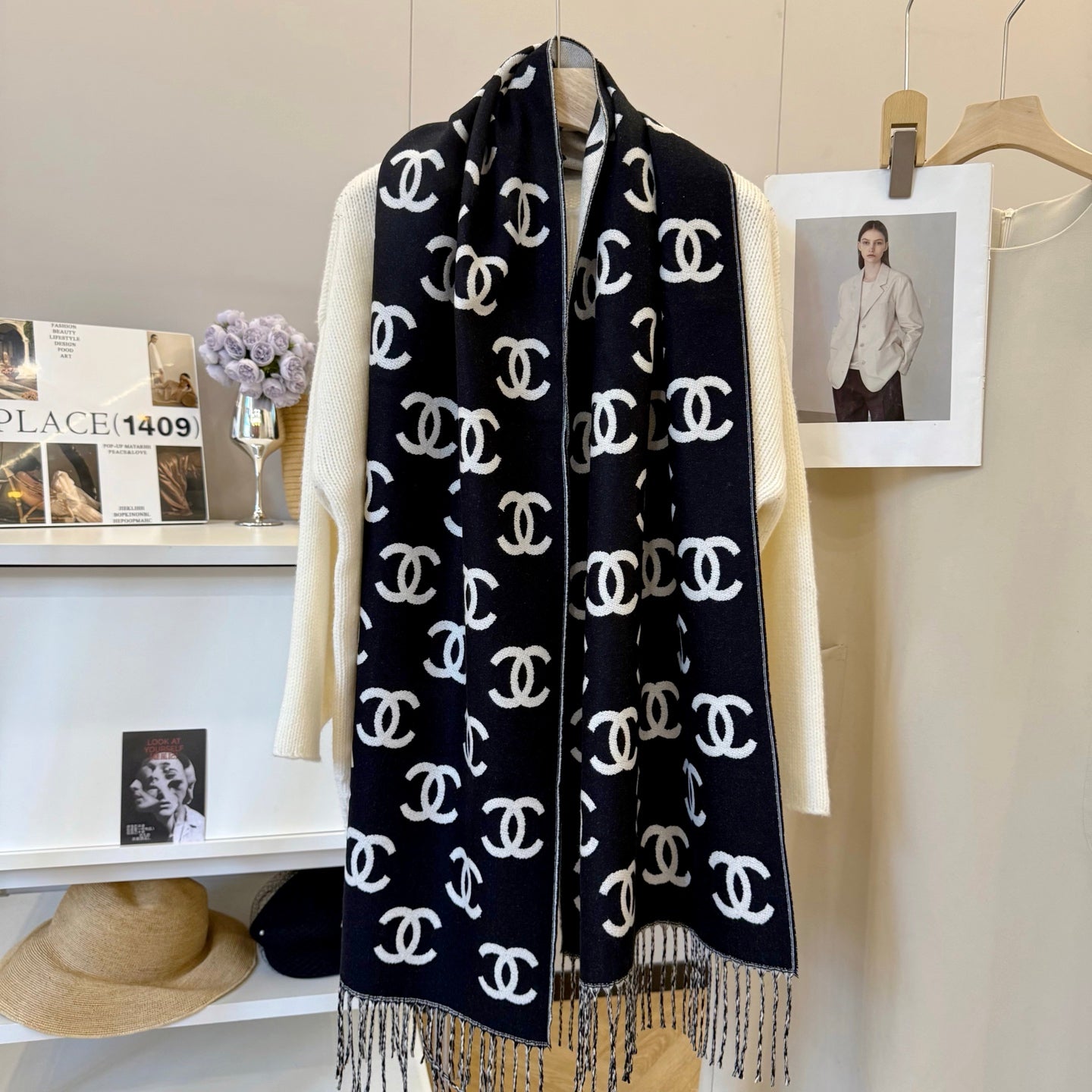 185ZC72WDE Stylish Winter Scarves