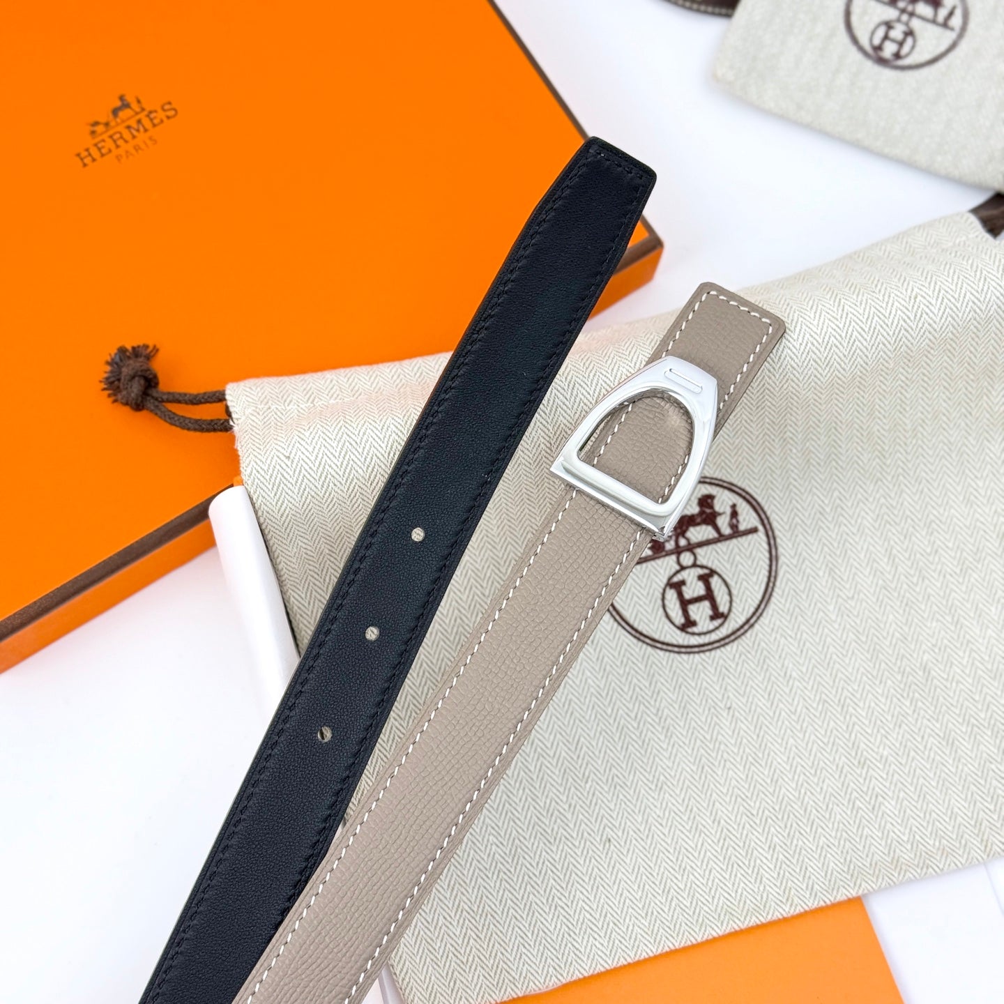 155RH232PDE Stylish  High quality belt With full package