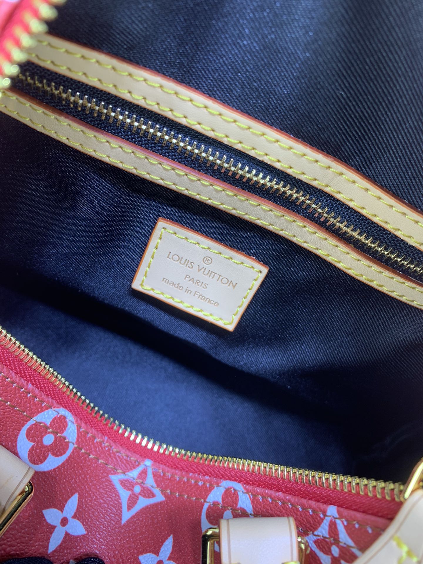 2XE268BDE Stylish leather bag 