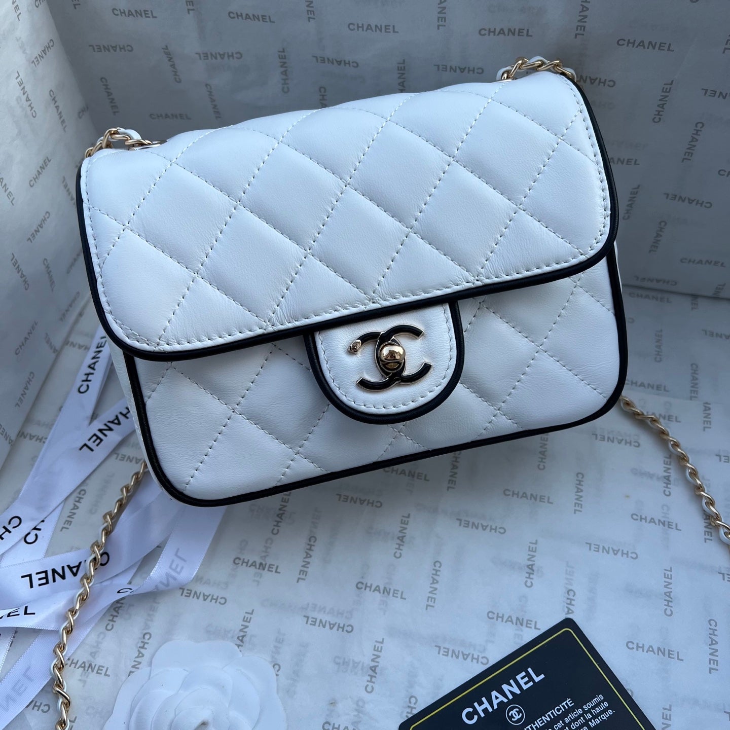 155NC67BDE Stylish leather bag