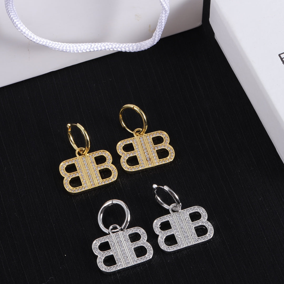 14J131EDE Stylish Earrings