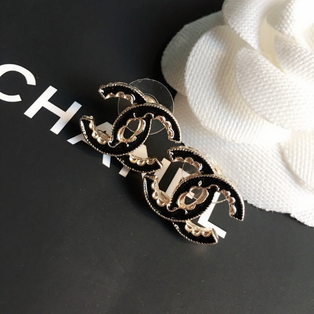 1YC308EDE Stylish Earrings