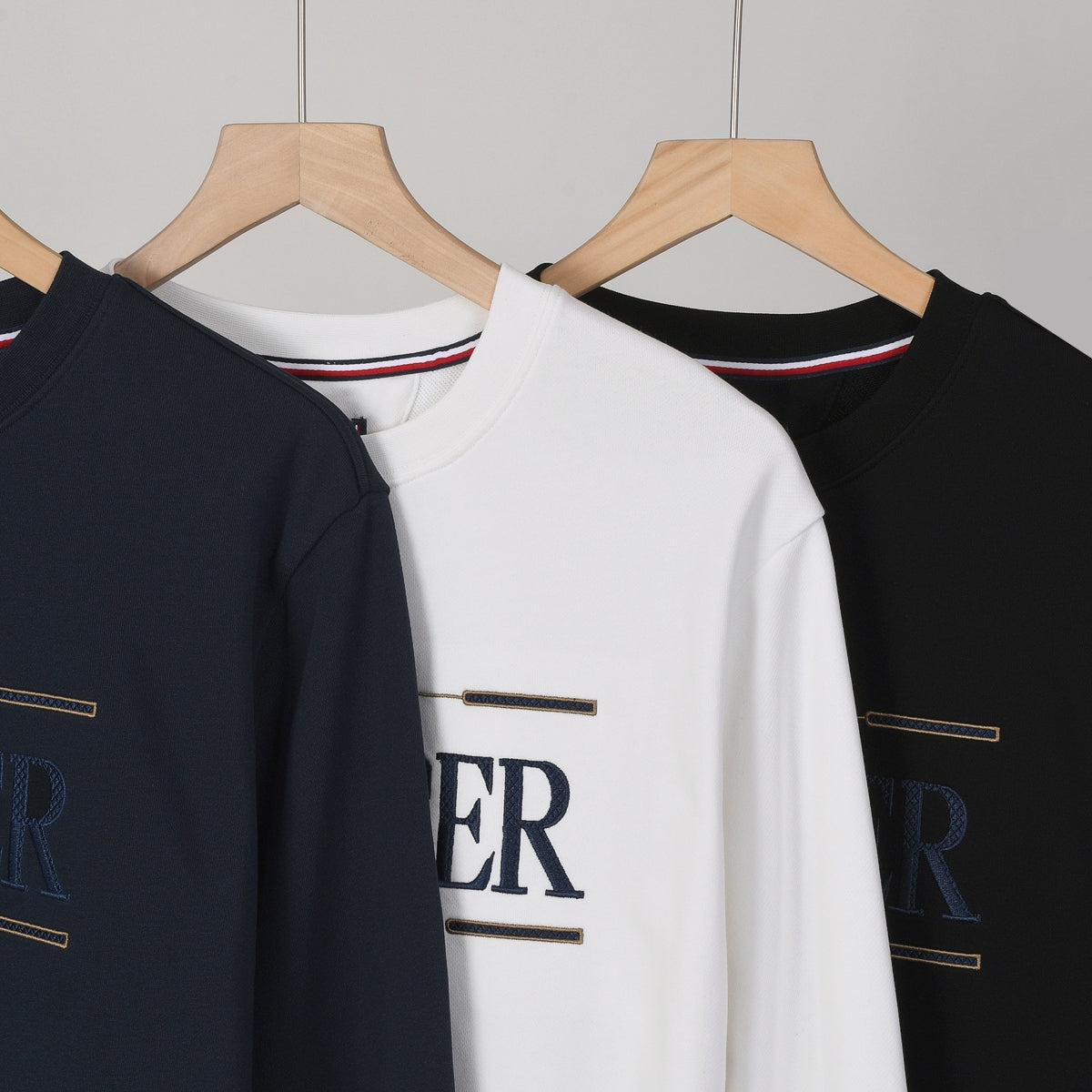 175ZA85UDE Stylish Sweaters