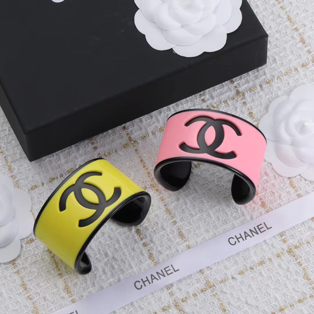 84C9kDE Stylish Bracelets