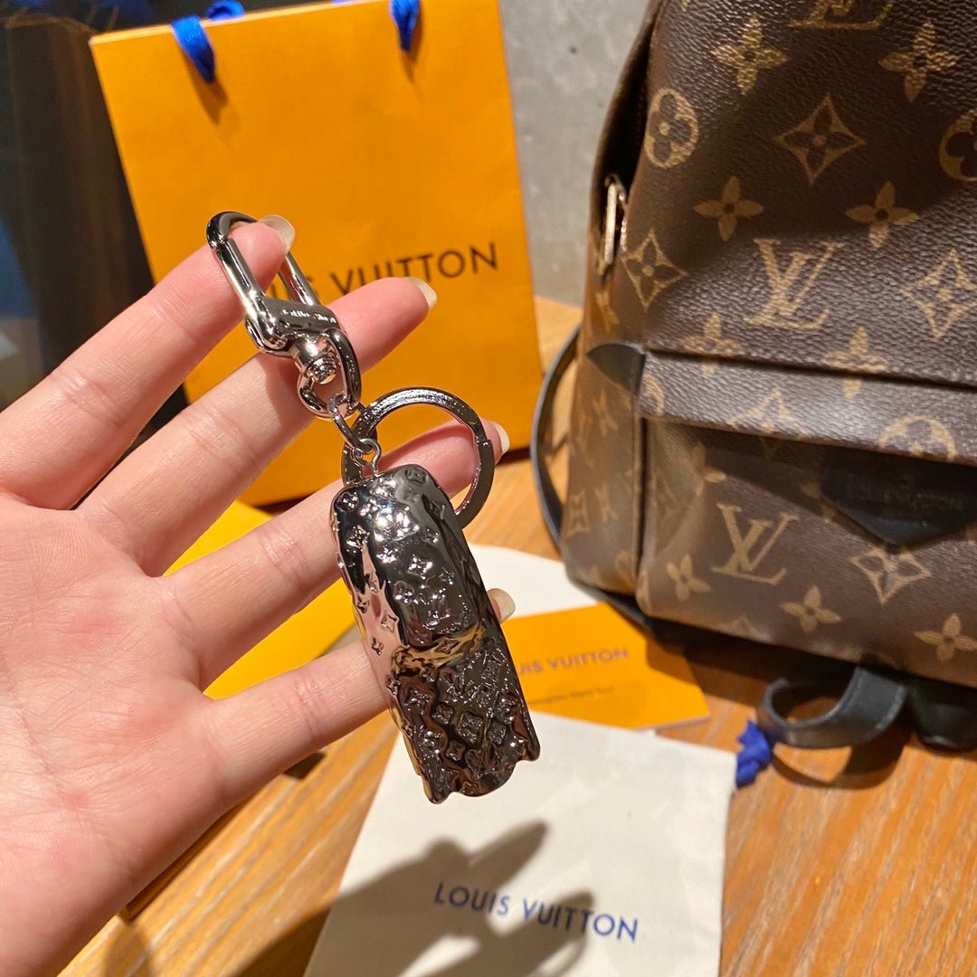 1E19ADE Stylish  Keychains