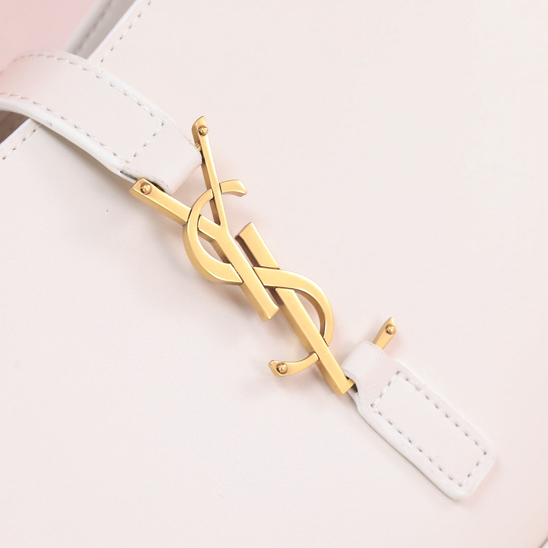 4XSL29BDE Stylish leather bag 