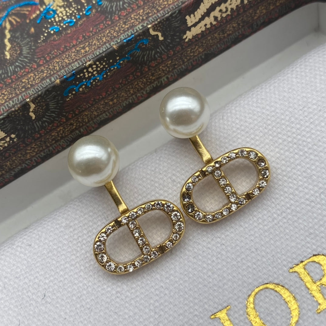 1YD199EDE Stylish Earrings