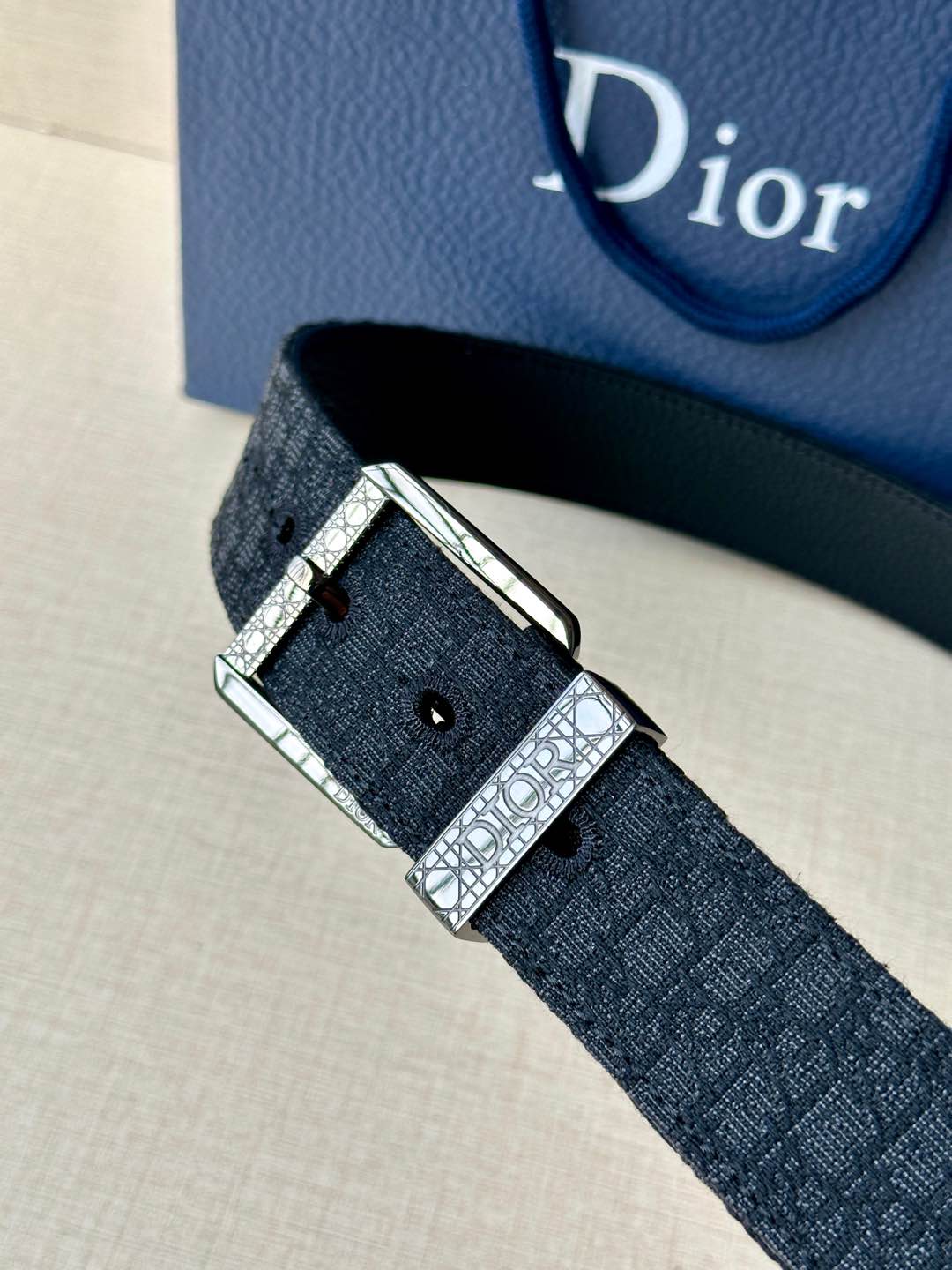1WD156PDE Stylish  High quality belt With full package