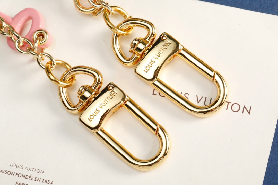14E2ADE Stylish key closure