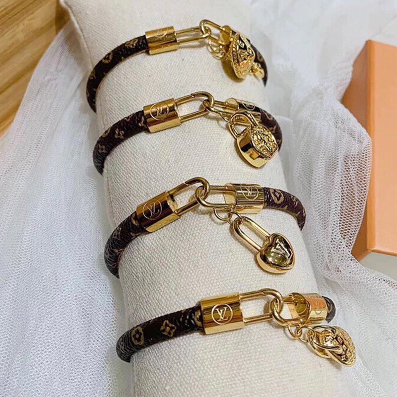 3E724KDE Stylish Bracelets