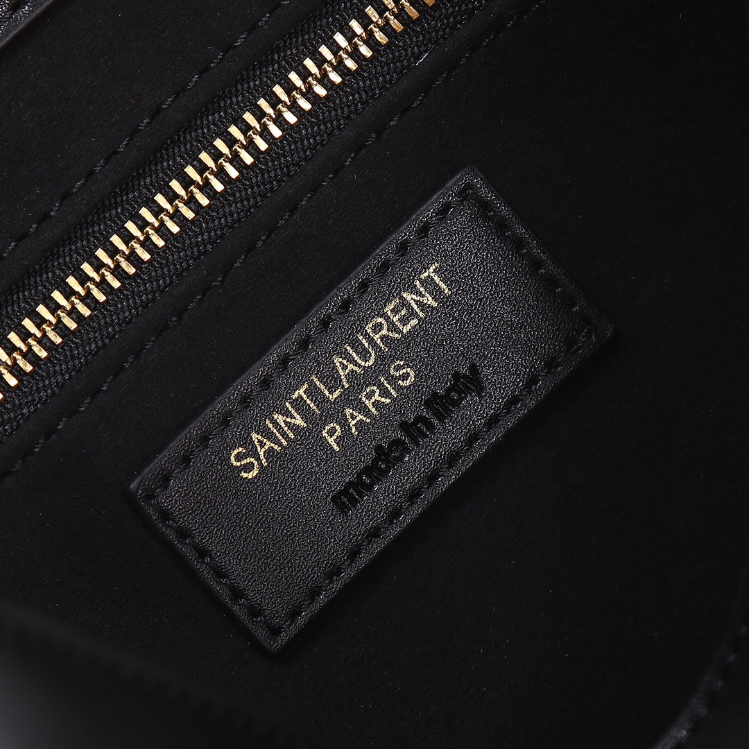 4XSL29BDE Stylish leather bag 