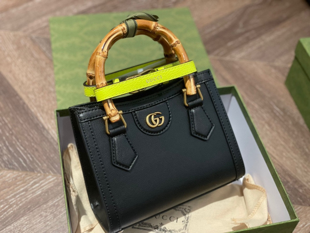 1XB118BDE Stylish leather bag 