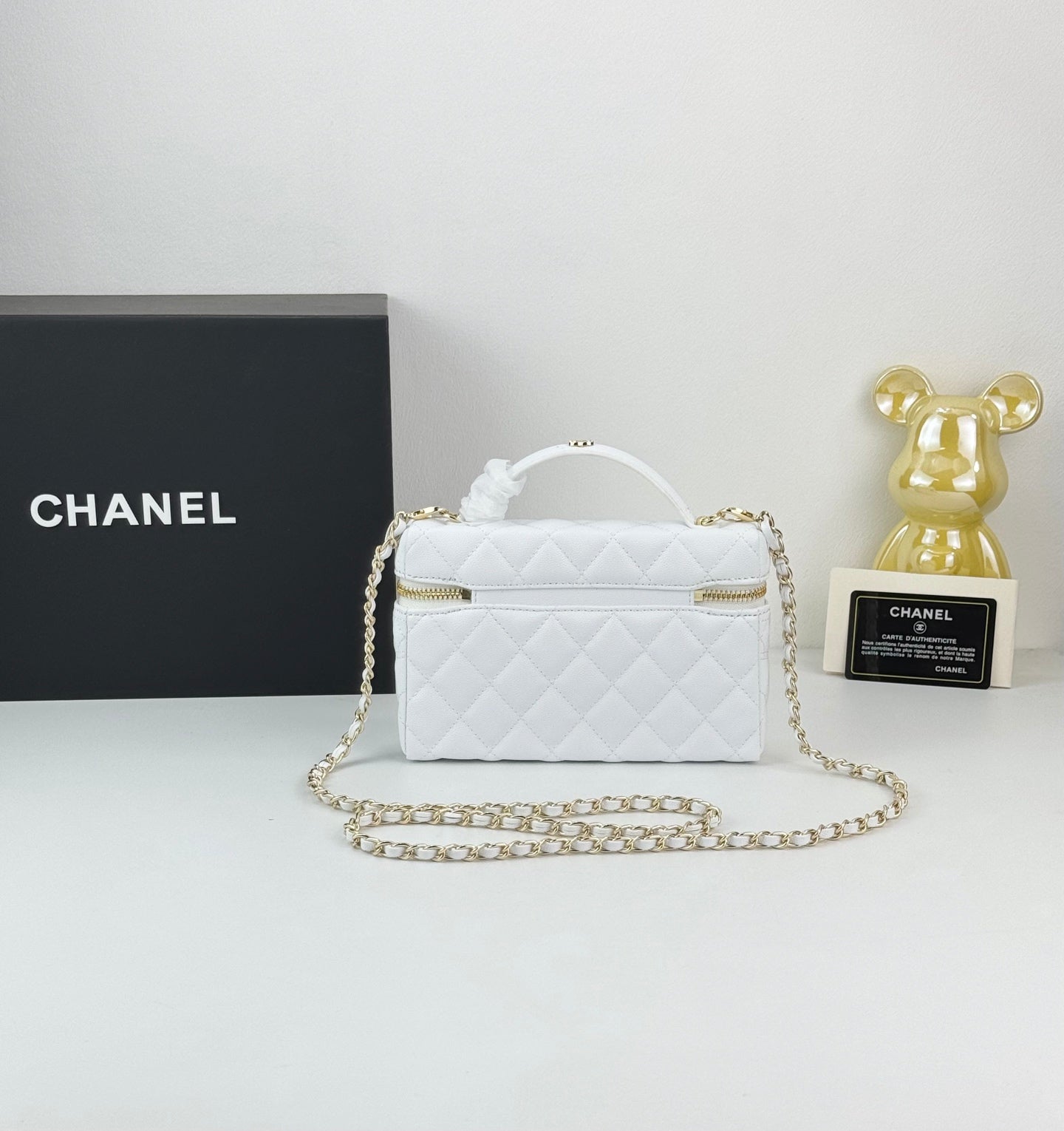 155QC3BDE Stylish leather caviar bag