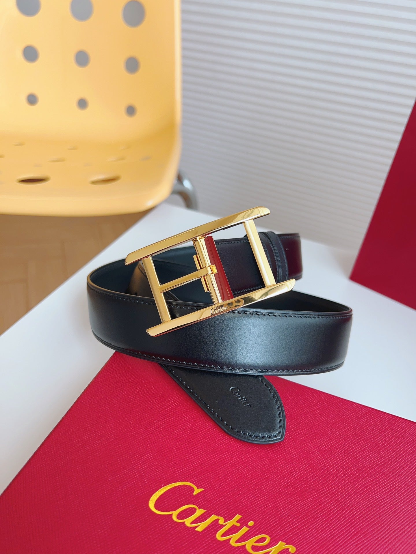 155RK244PDE Stylish  High quality belt With full package