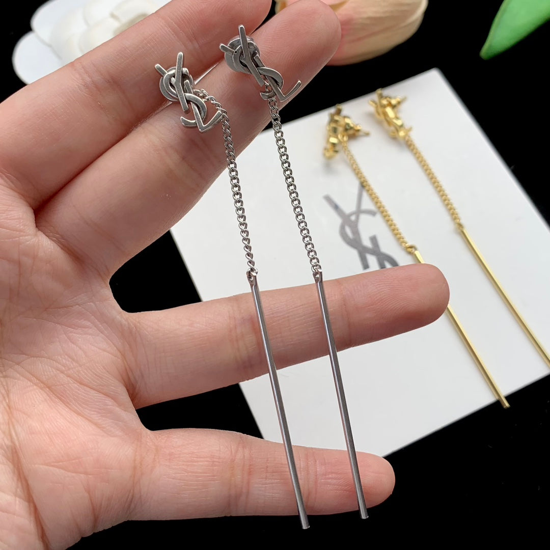 575XSL2EDE Stylish  Earrings