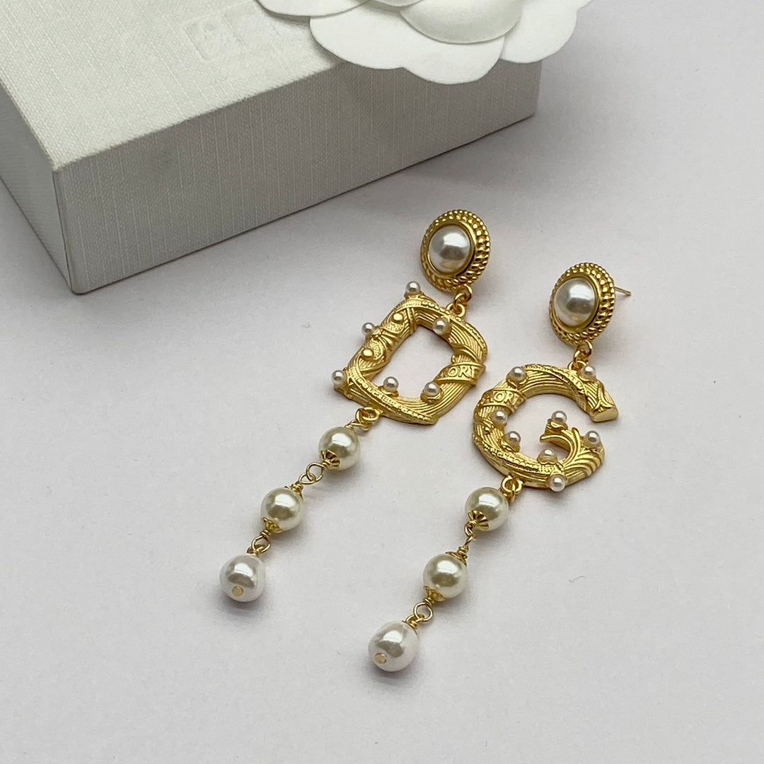 1NA142EDE Stylish Earrings