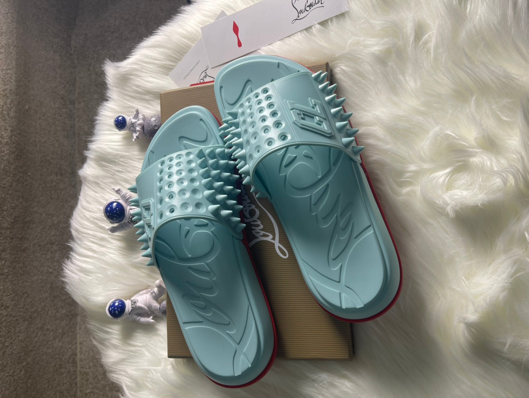 J4A22ZDE Stylish Slippers