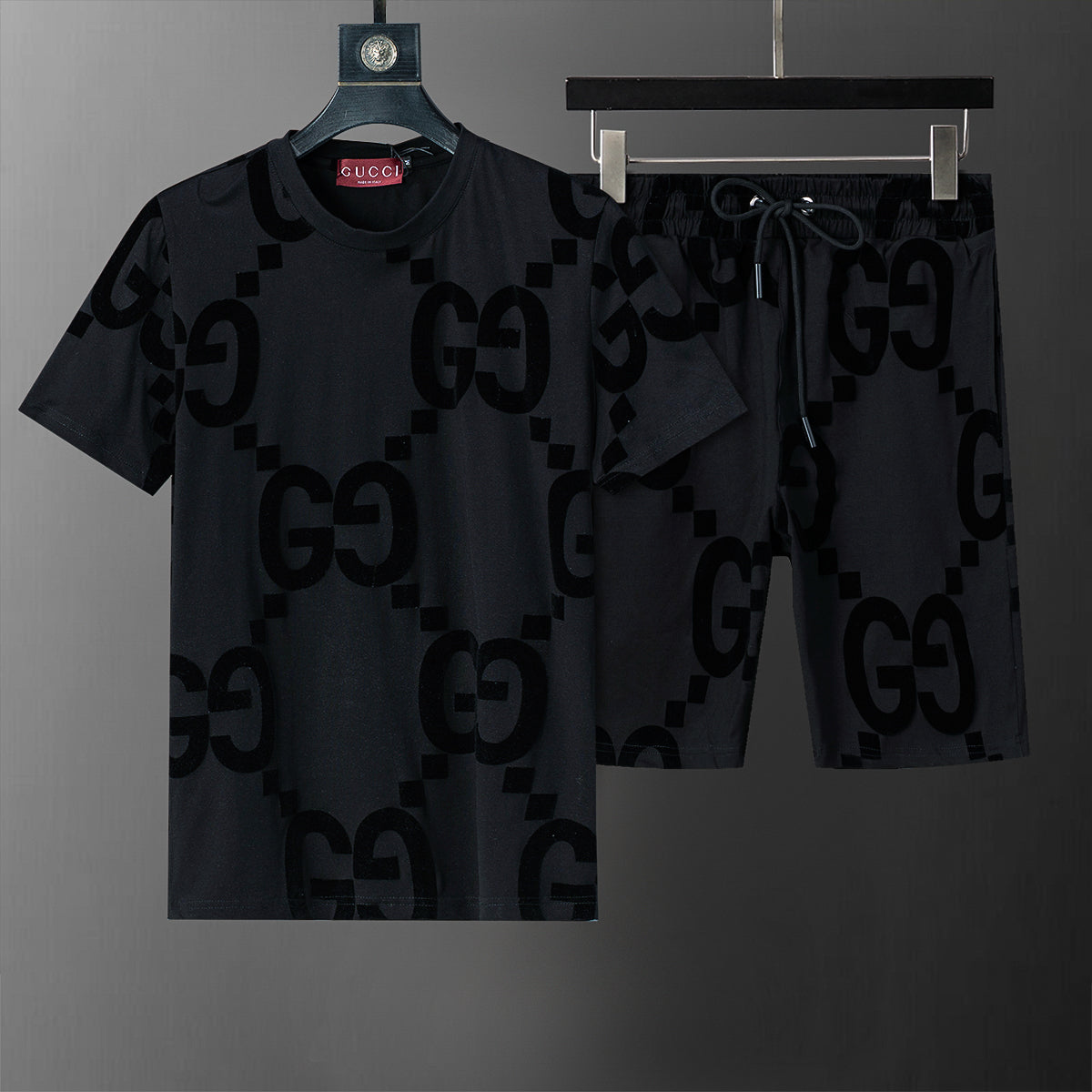135WB115UDE Stylish shirt and shorts set